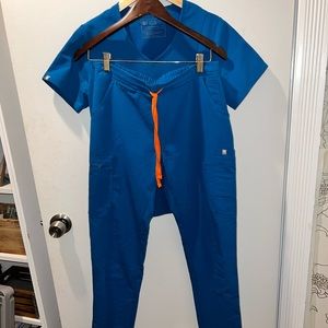 Figs scrubs Small Pants Xsmall top